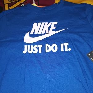 Nike T shirt